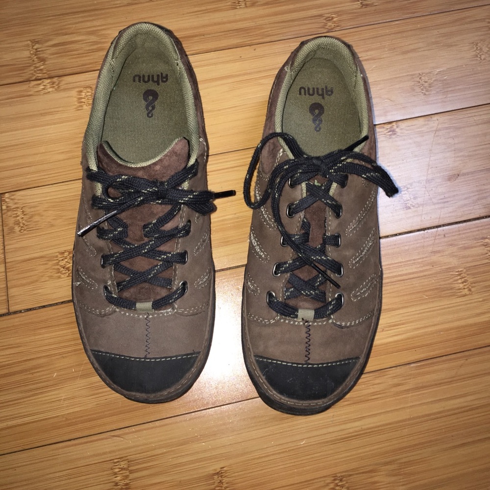 Ahnu sneakers brown leather size 8