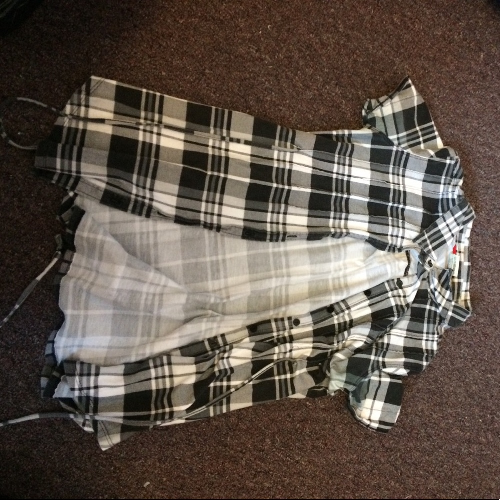 Button down juniors shirt