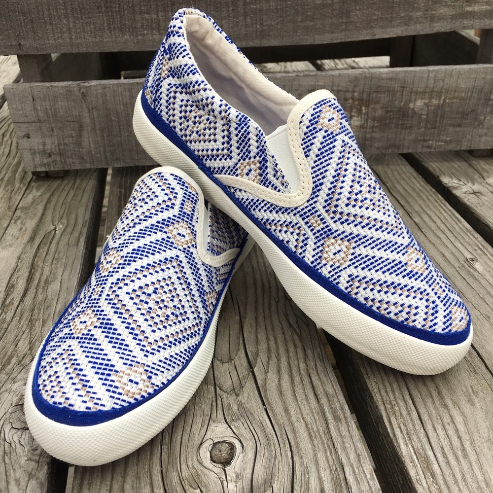 Pink & Pepper Blue Geo Loafers! NEW!