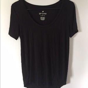Super soft and flowy black tee