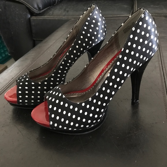 Rampage Black and White Polka Dot Peep-toe Heels - Picture 1 of 3