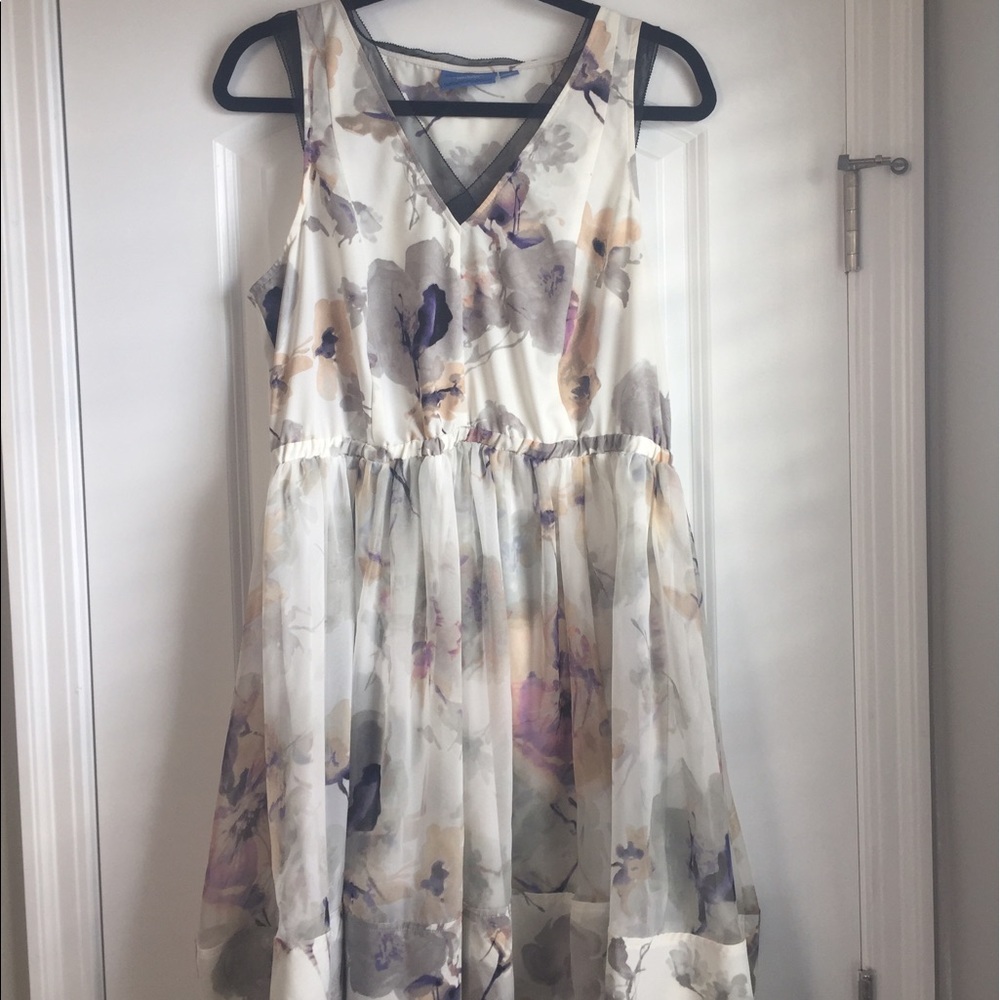 SimplyVera Vera Wang