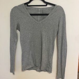 Super soft gray v neck long sleeve
