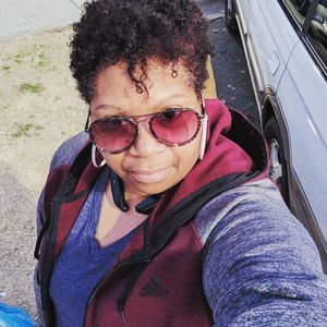 Meet your Posher, Candace