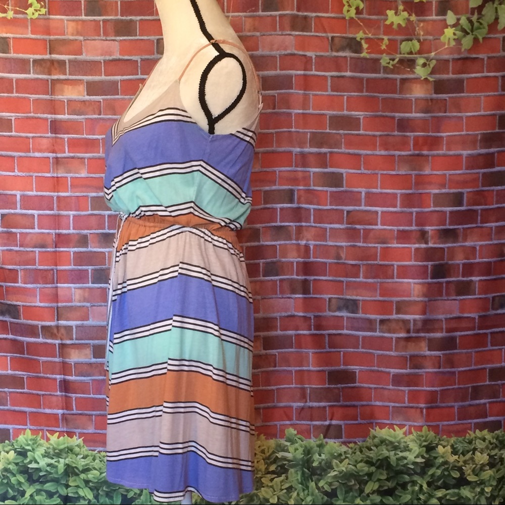 🌴HOST PICK🌴 O'Neill - Cute, comfy summer dress - Picture 5 of 7