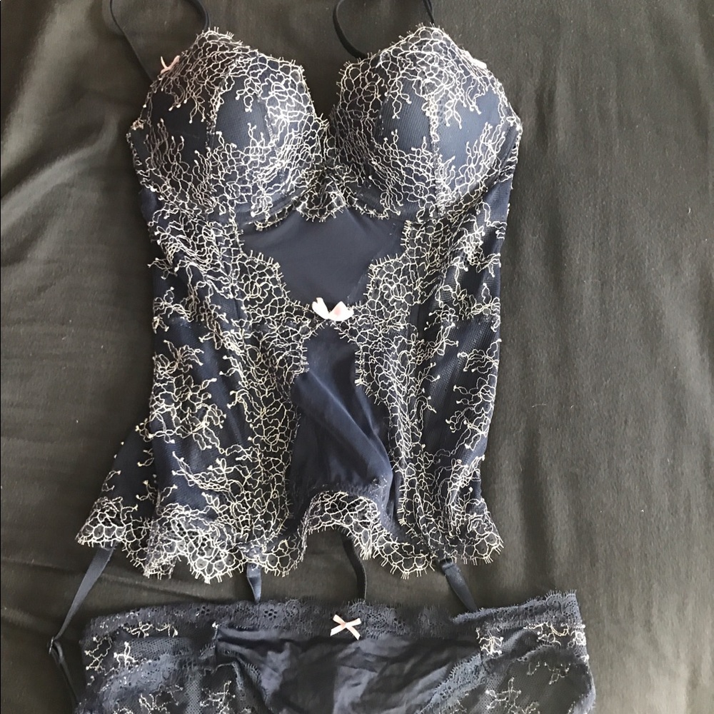 NWOT ⭐️ Victoria Secret Lingerie