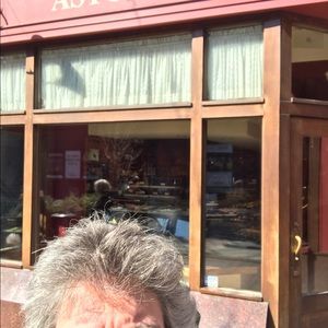 Meet your Posher, Theresa