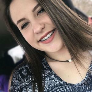 Meet your Posher, Carly