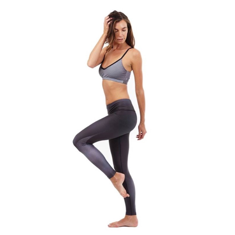 🆕 NUX Activewear Grey Print Yoga Legging NWT!