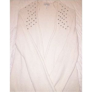 I'm selling a really comfortable cardigan