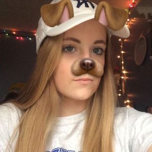 Meet your Posher, Ella