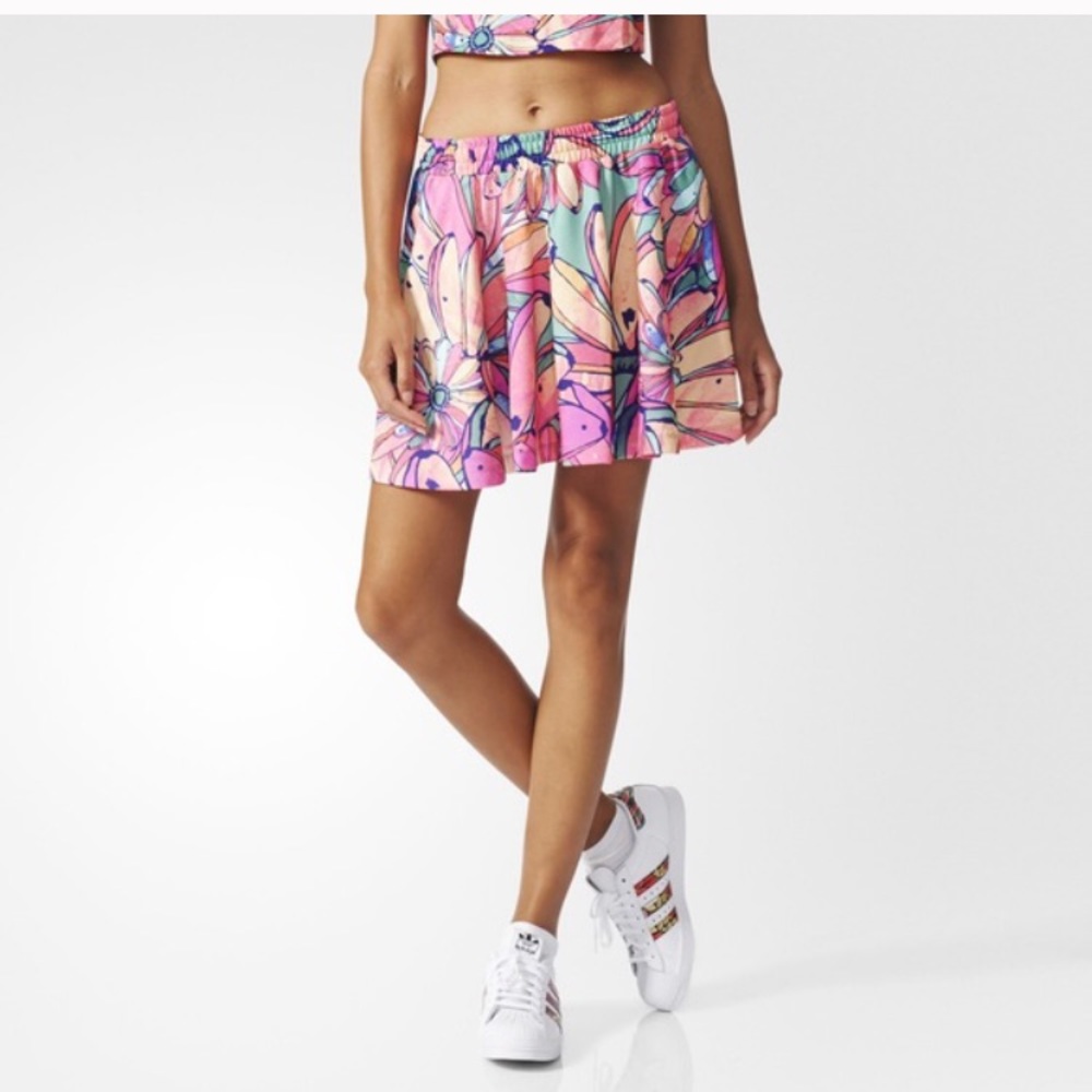 NWT adidas banana flare skirt