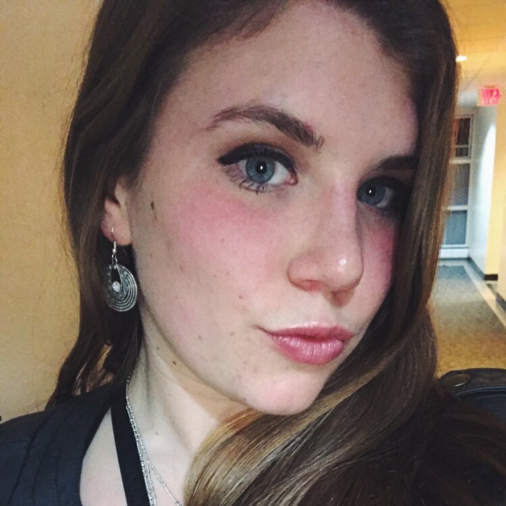 Meet your Posher, Lydia