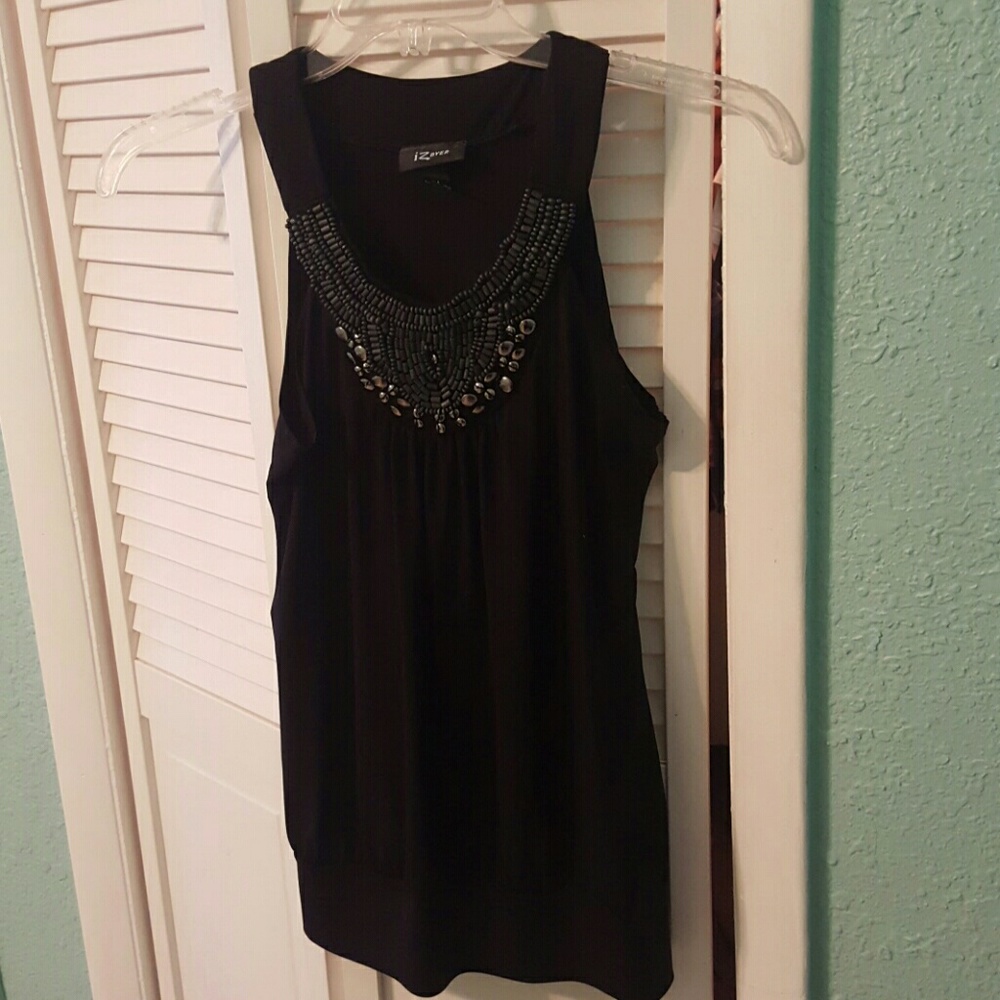 Black casual sleeveless top