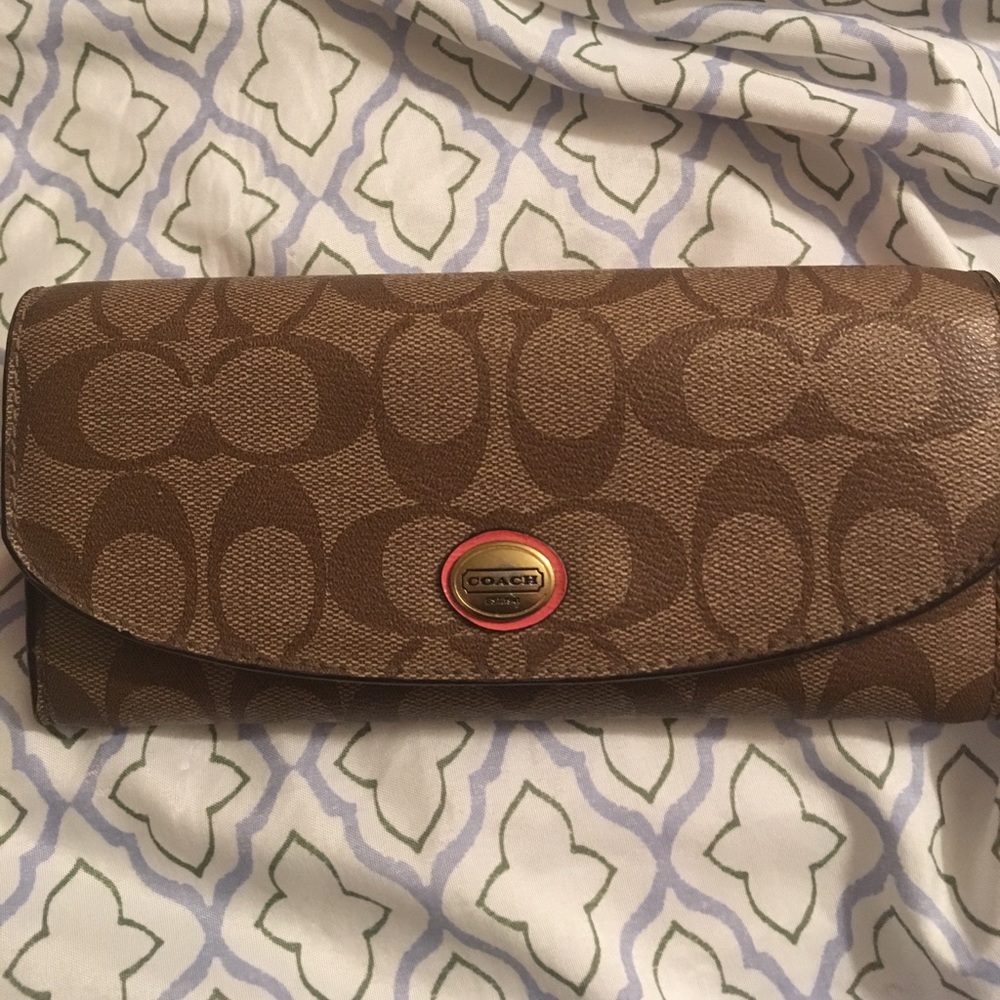 Coach wallet