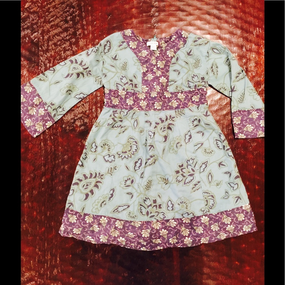 Size 4t, Old Navy Asian Style dress, Blue