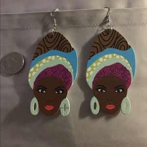Hijabi Queen Earrings