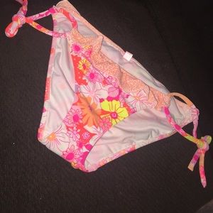 Victoria secrets bathing suit bottoms
