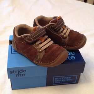 STRIDE RITE CHOCOLATE SUEDE Baby Boy Shoes 6.5WIDE