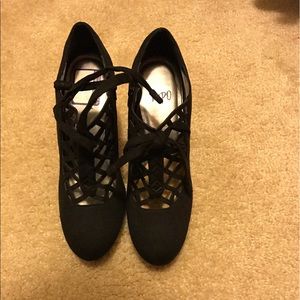 Heels size 8