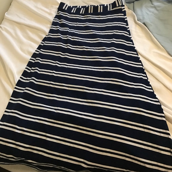 Women's skirt. - Picture 1 of 3