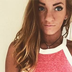 Meet your Posher, Caroline