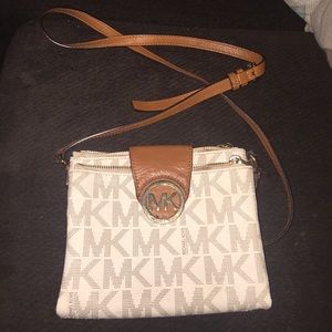 MK cross body