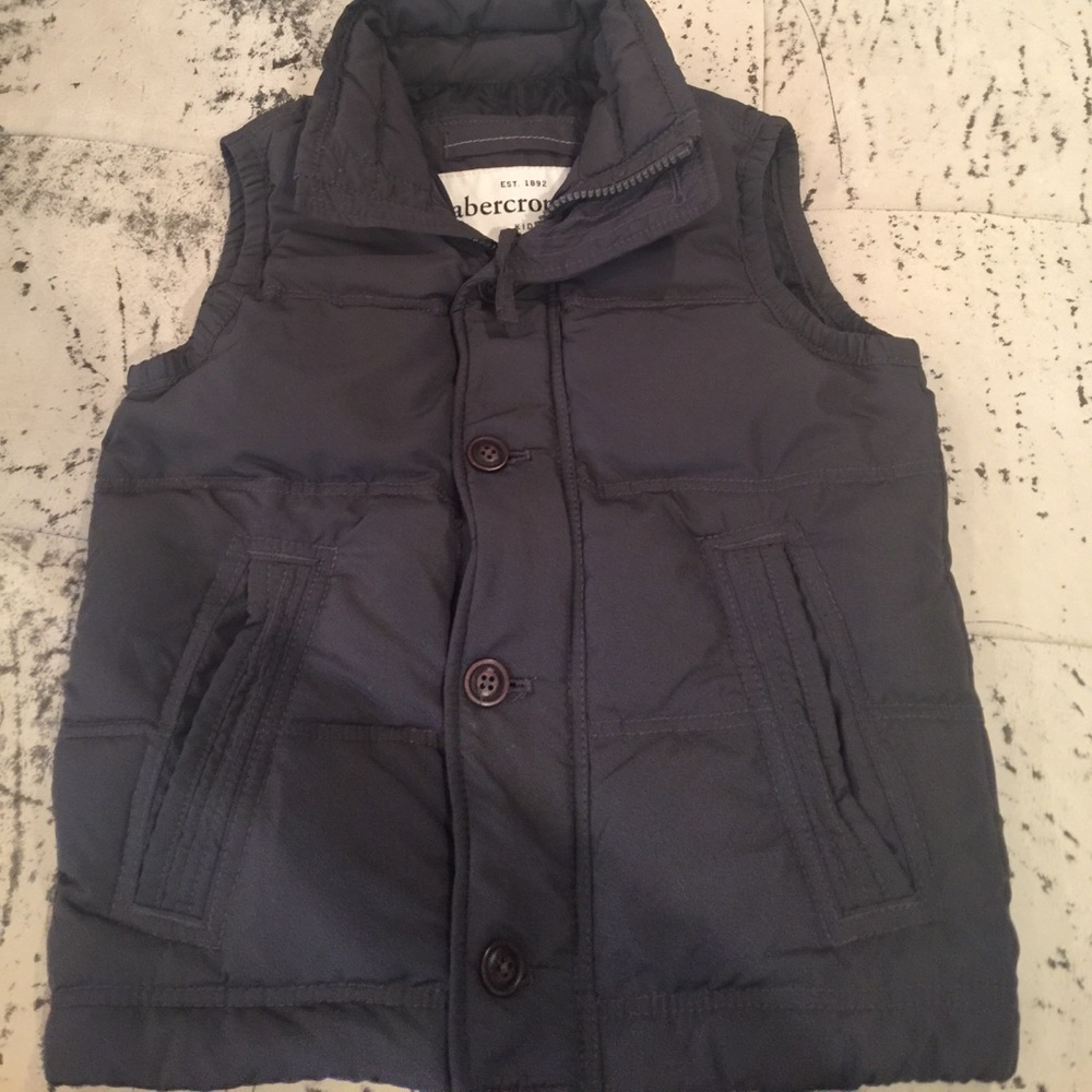 Abercrombie puffer vest. Navy