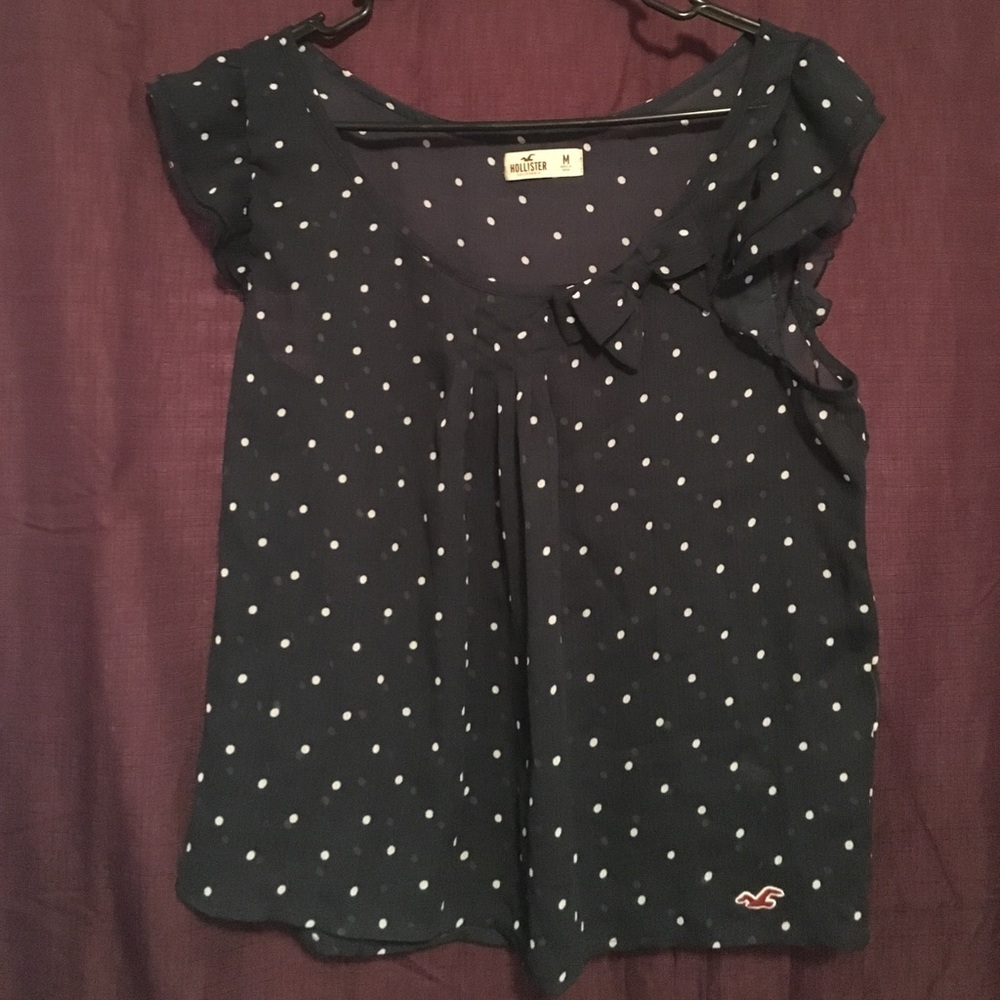 Hollister polka dot shirt