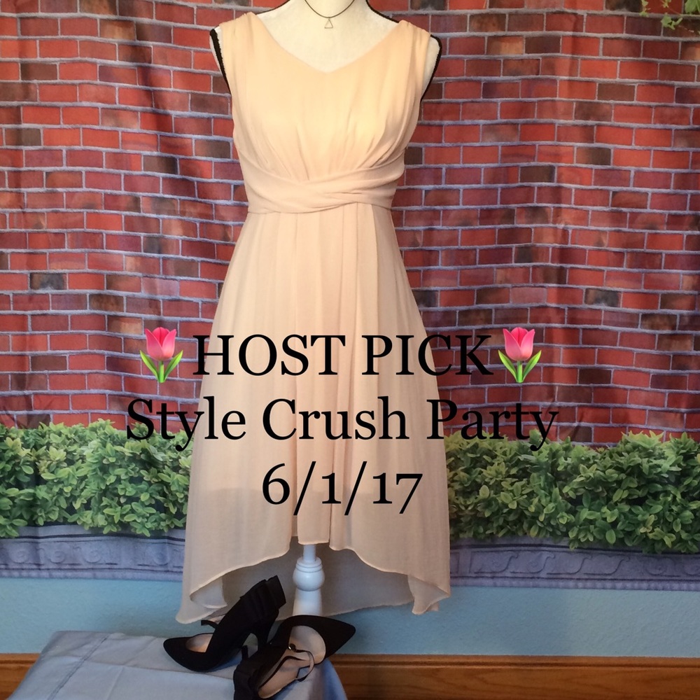 🌷👗HOST PICK👗🌷 Mystic - Peach high low dress