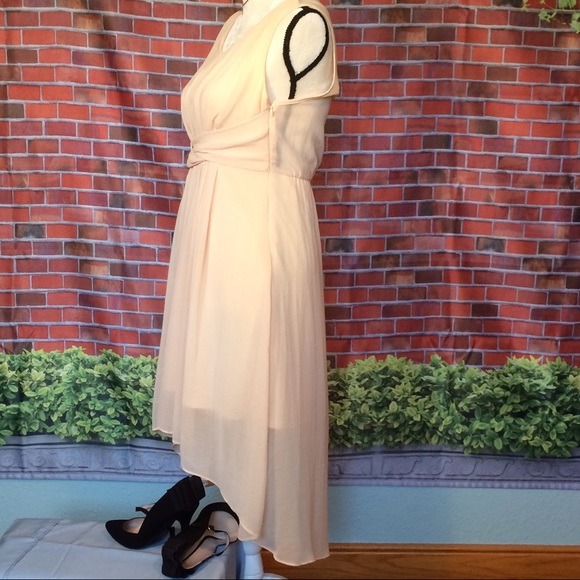 🌷👗HOST PICK👗🌷 Mystic - Peach high low dress - Picture 4 of 6