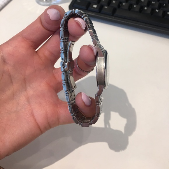 Burberry stainless steel Watch - Picture 3 of 3