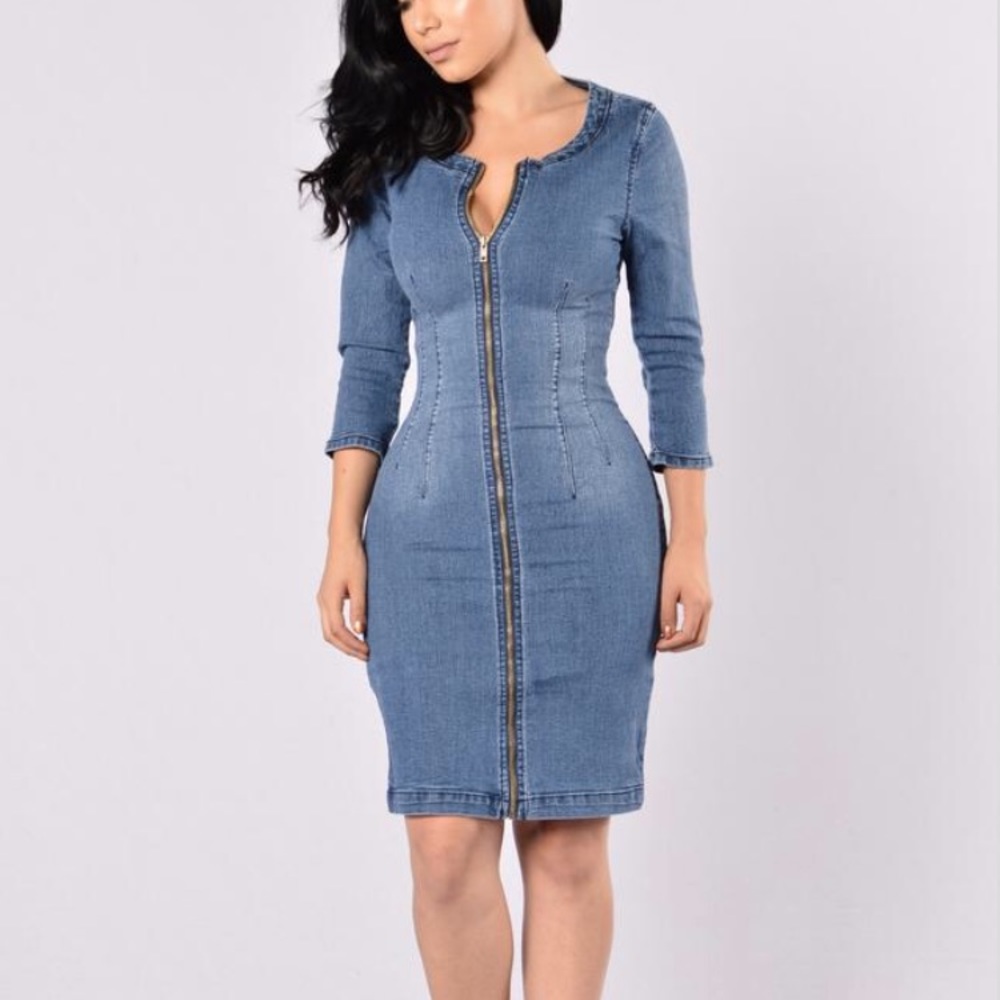 ❌SOLD❌zip up bodycon denim midi dress