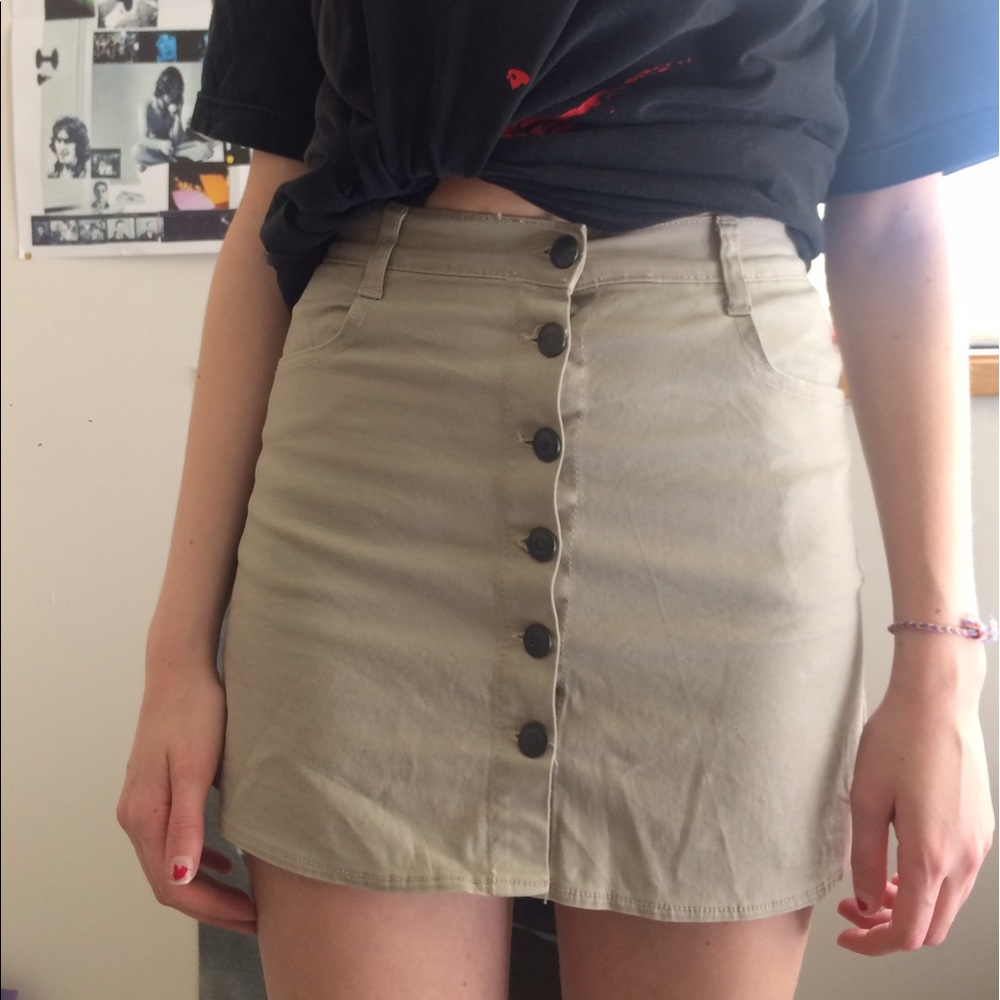 TAN BRANDY SKIRT WITH TAGS