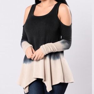 ❌Sold❌Cold shoulder ombre top
