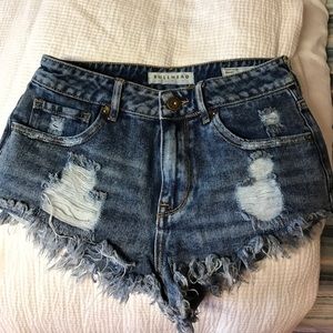 Bullhead jean shorts