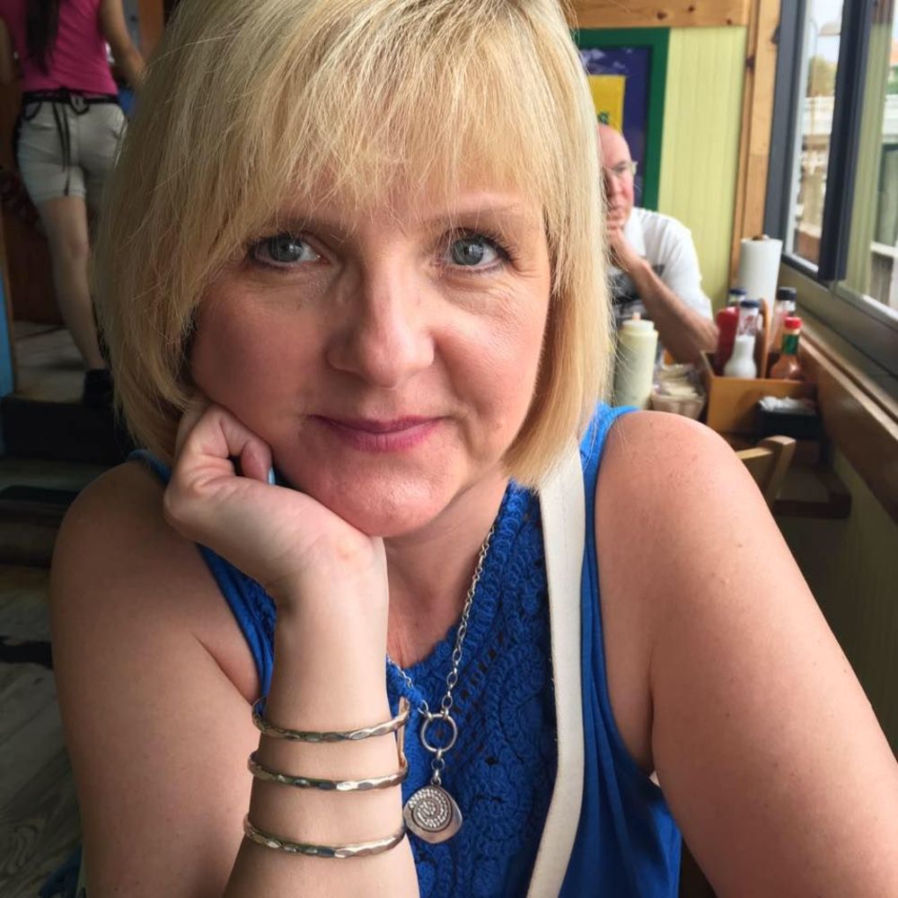 Meet your Posher, Angela