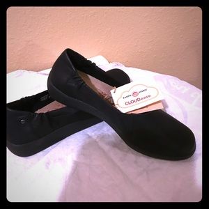 Beautiful black Earth Shoes - 9 1/2 Wide