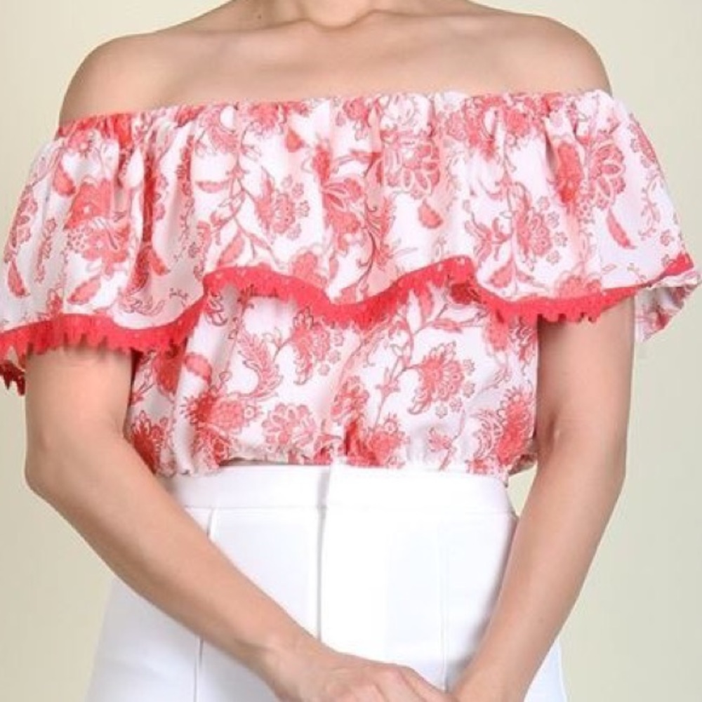 Off shoulder Coral/White top