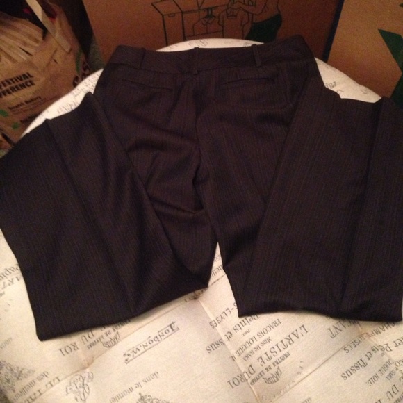 Ann Taylor Margo brown striped dress slacks size 8 - Picture 4 of 4