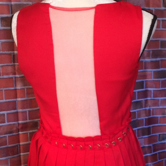 C. Luce - Bright red dress with sheer back - Picture 7 of 8