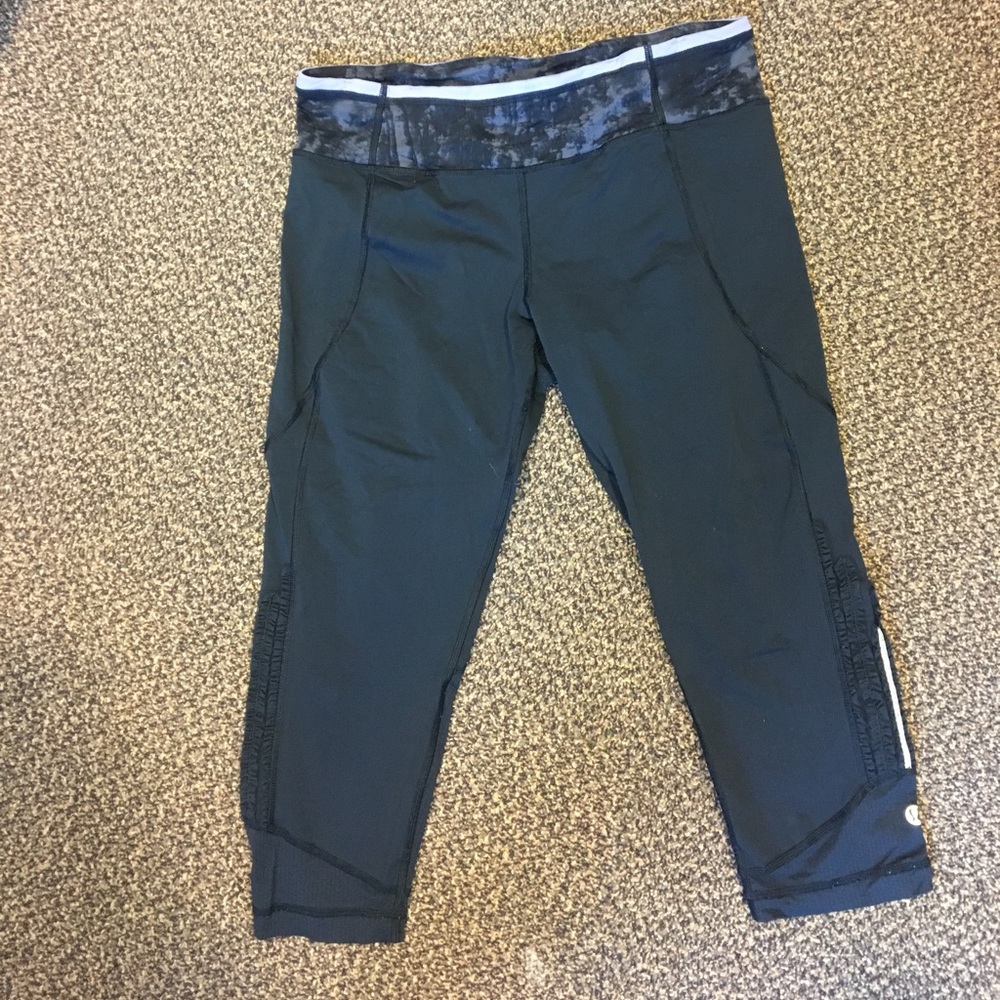 Lululemon crops