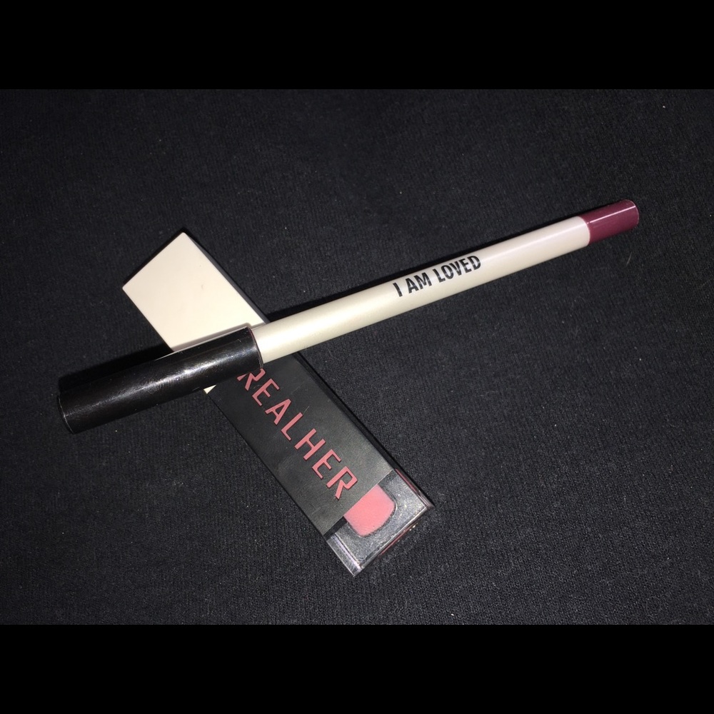 Real her set. 💄