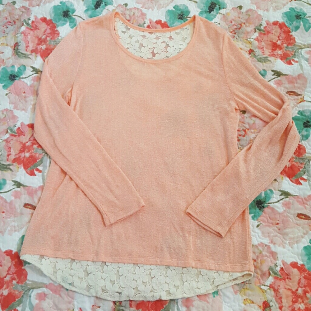 SOLD! Pretty Peach Long Sleeve w/ Lace Detail