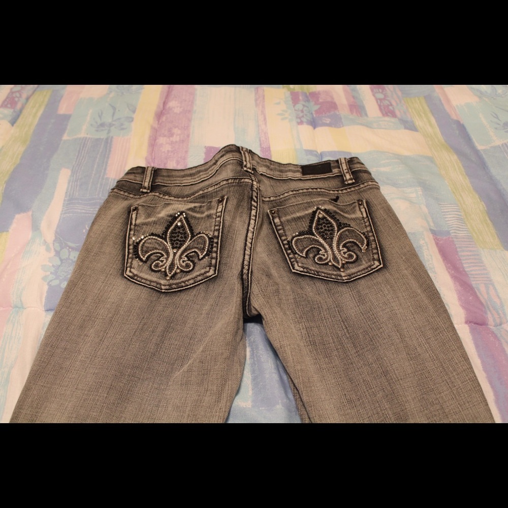 Refuge Jeans with Rhinestones on Pockets
