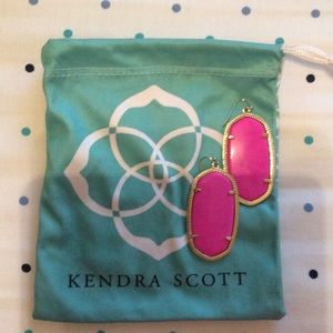 Kendra Scott (Danielle)