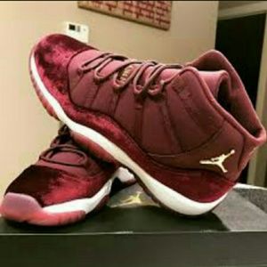 Red velvet Jordans 11's