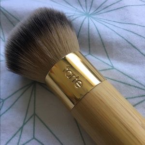 AUTHENTIC ~ Tarte Airbrush Finish Foundation Brush
