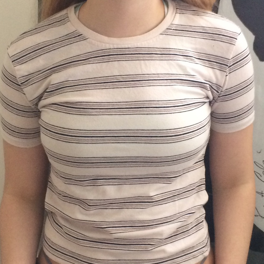 SOFT STRIPED LIGHT PINK BRANDY TEE