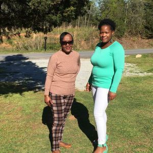 Meet your Posher, Sharon